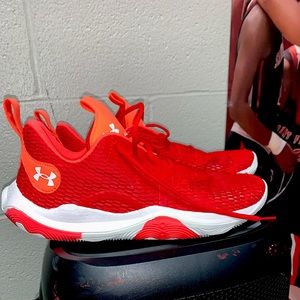 Under armor basketball shoes size 14